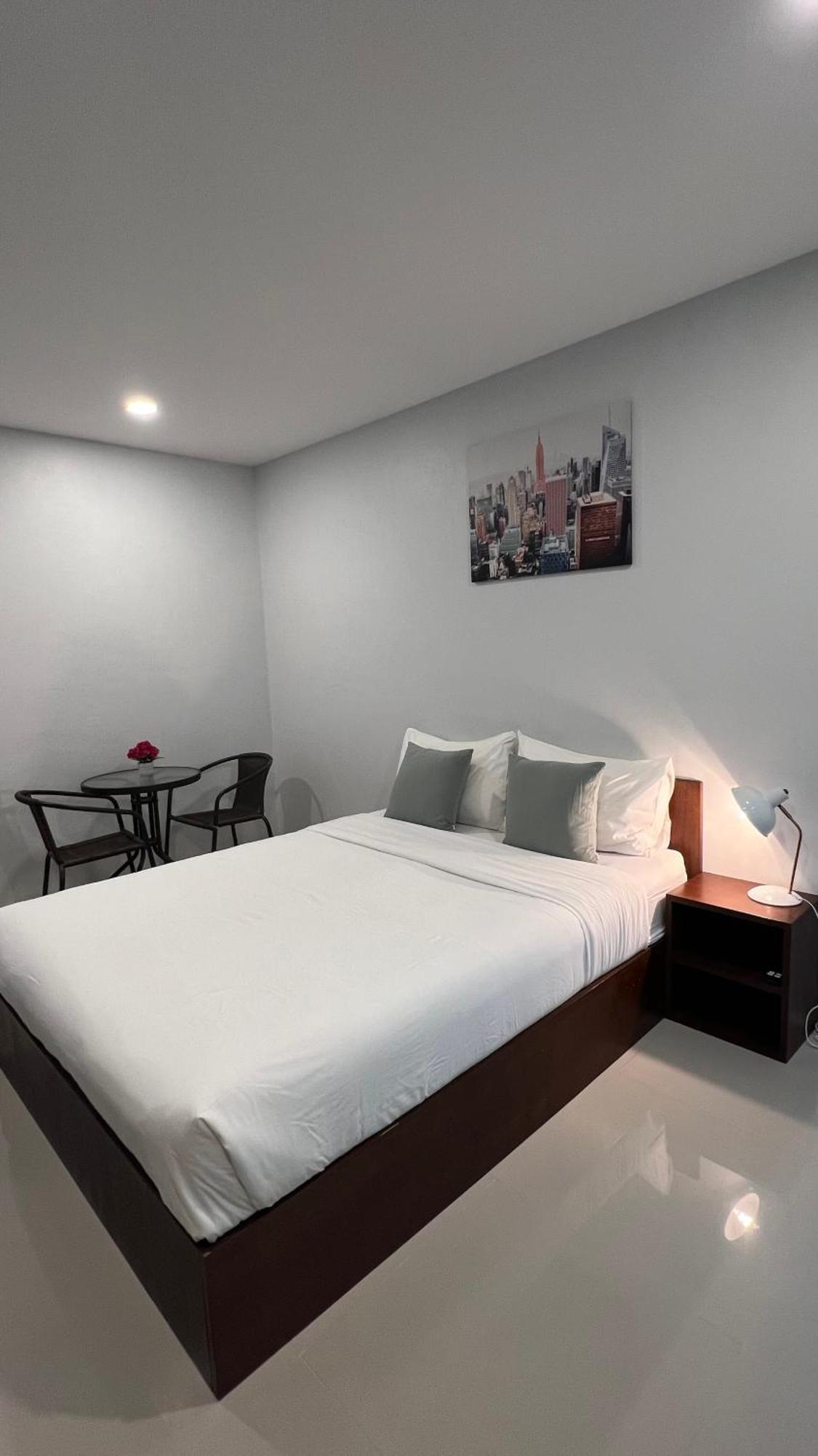 3B Apartment-Sha Extra Plus Pantai Kamala Bagian luar foto